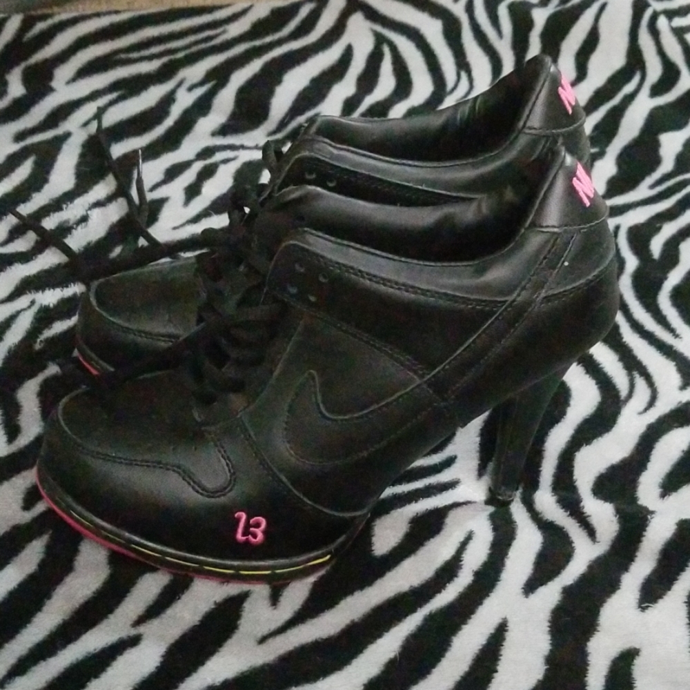 Nike heels
